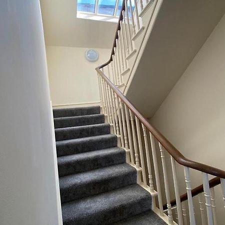 Caldey View- A Beautiful Flat In The Heart Oftenby Tenby Exterior foto