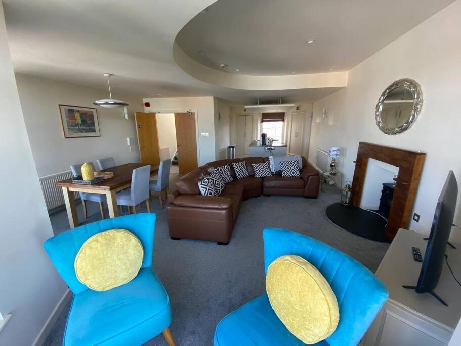 Caldey View- A Beautiful Flat In The Heart Oftenby Tenby Exterior foto